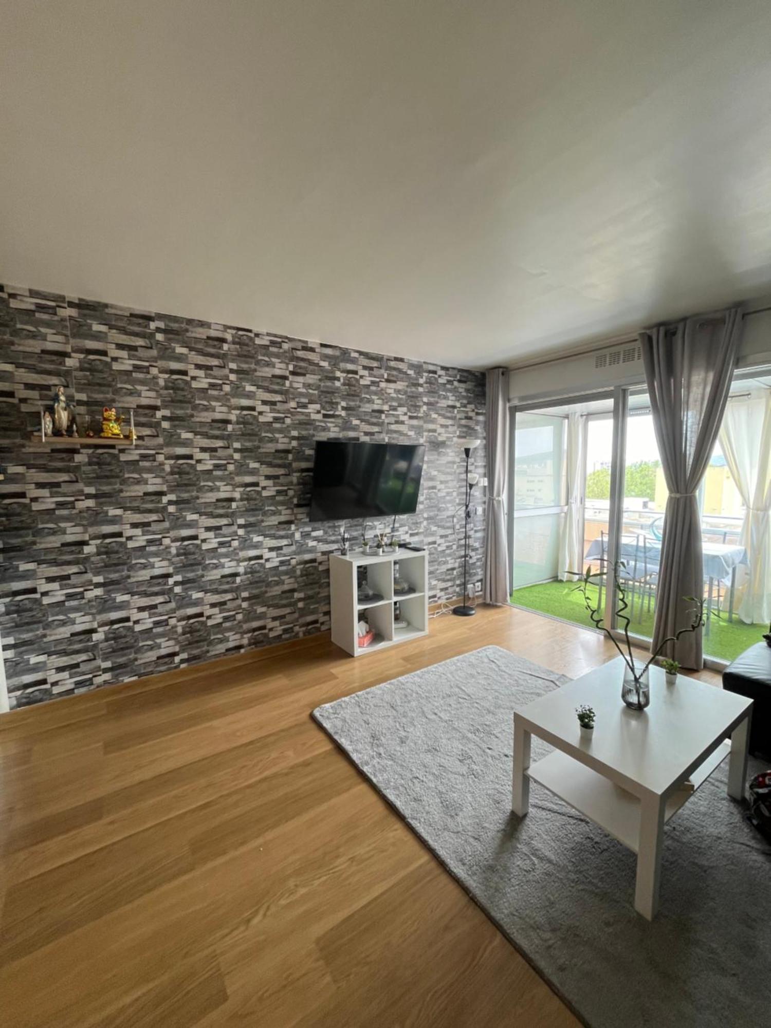 Joli Apartemo O Centro Le Lavandou Esterno foto